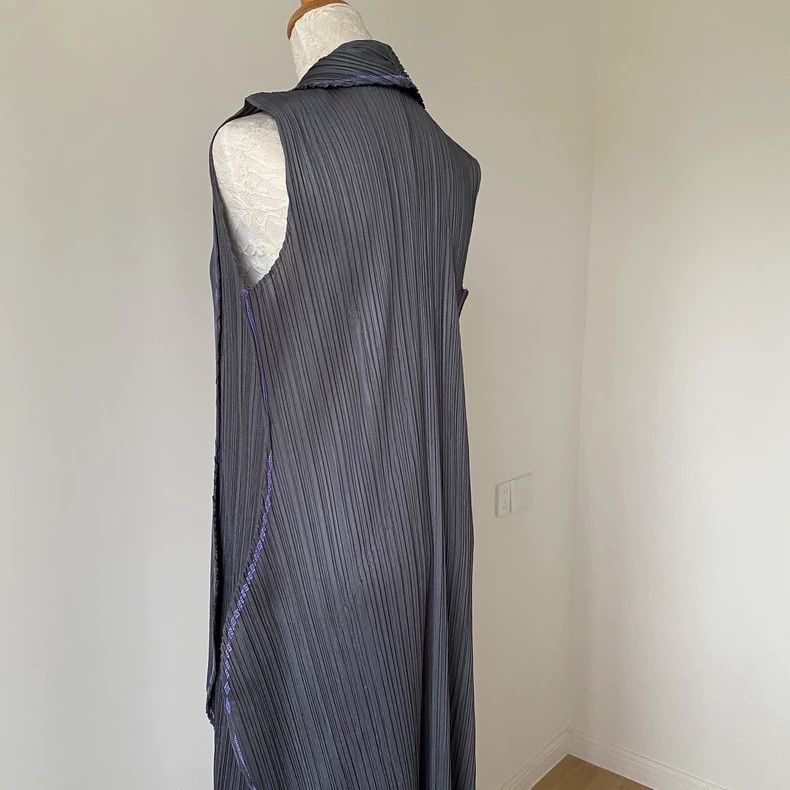 Issey Miyake Issey Miyake Grey kelp pleated skirt Size XL / US 12-14 / IT 48-50 - 4 Thumbnail