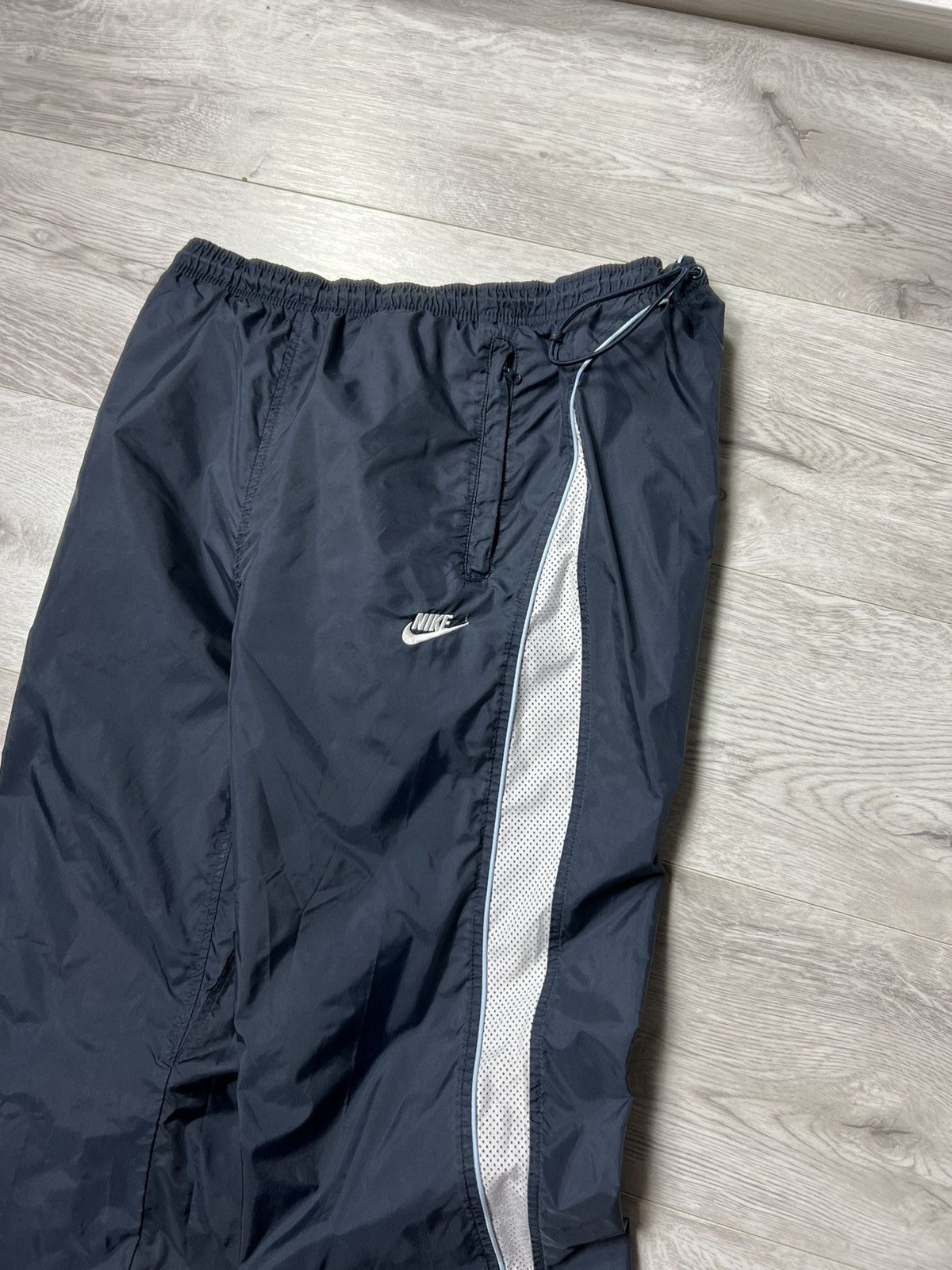 Nike Vintage Nike Swoosh White Track Pants (Sweatpants) Size US 32 / EU 48 - 2 Thumbnail