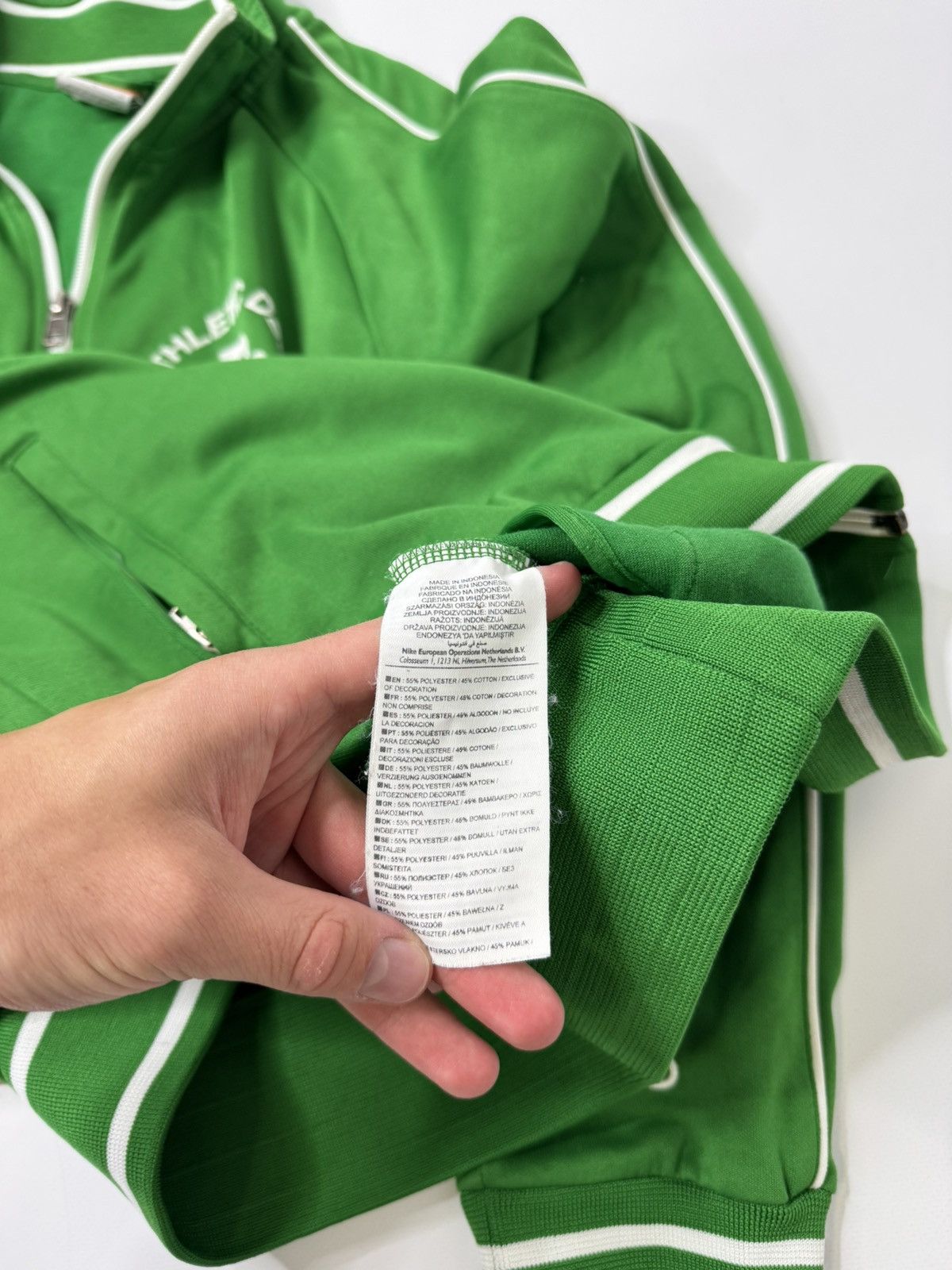 Nike Vintage Nike track jacket y2k blokecore swag skater soccer Size US M / EU 48-50 / 2 - 5 Thumbnail