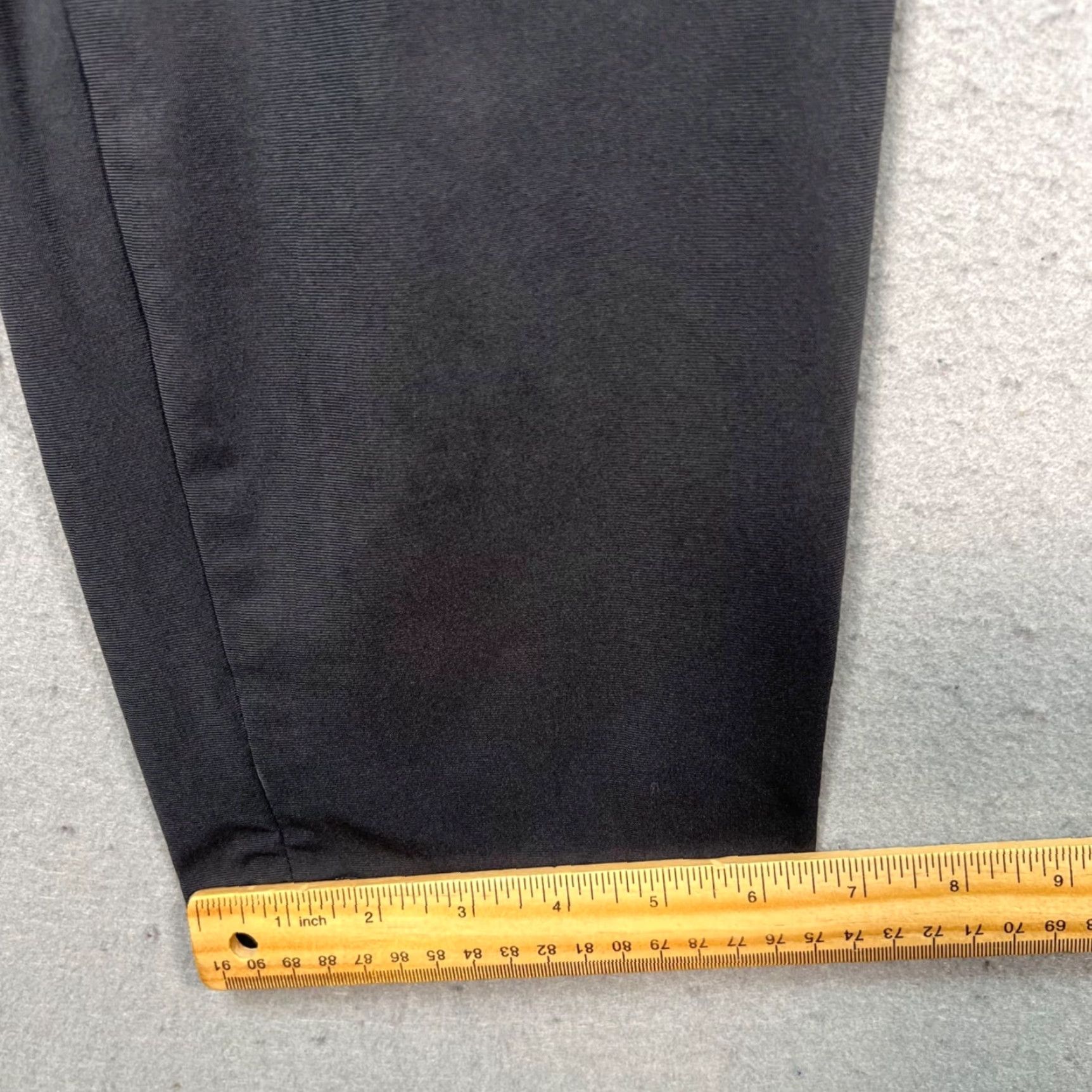 Lululemon Lululemon Mens Pants Chino 36 Black Tailored Fit 5-Pocket Tapered Flat Front Inseam 28 Rise Mid Vintage No Size US 36 / EU 52 - 7 Thumbnail