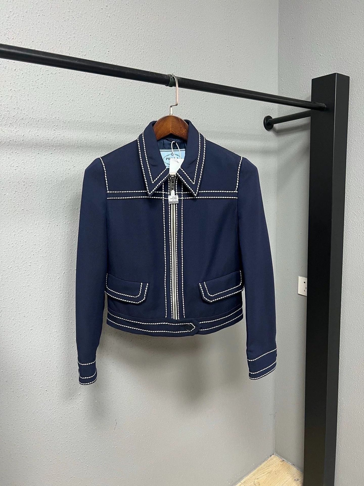Prada Prada Navy Stitched Weave Blazer Size US 8 / EU 41 - 1 Thumbnail