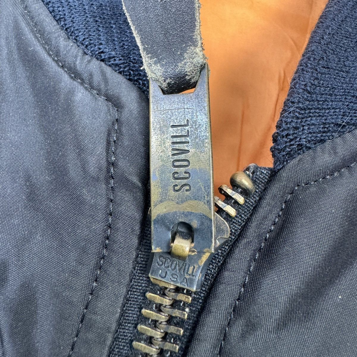 Avirex 🔥Distressed🔥Vintage Avirex Flyer’s Man Intermediate MA-1 Size US XL / EU 56 / 4 - 8 Thumbnail