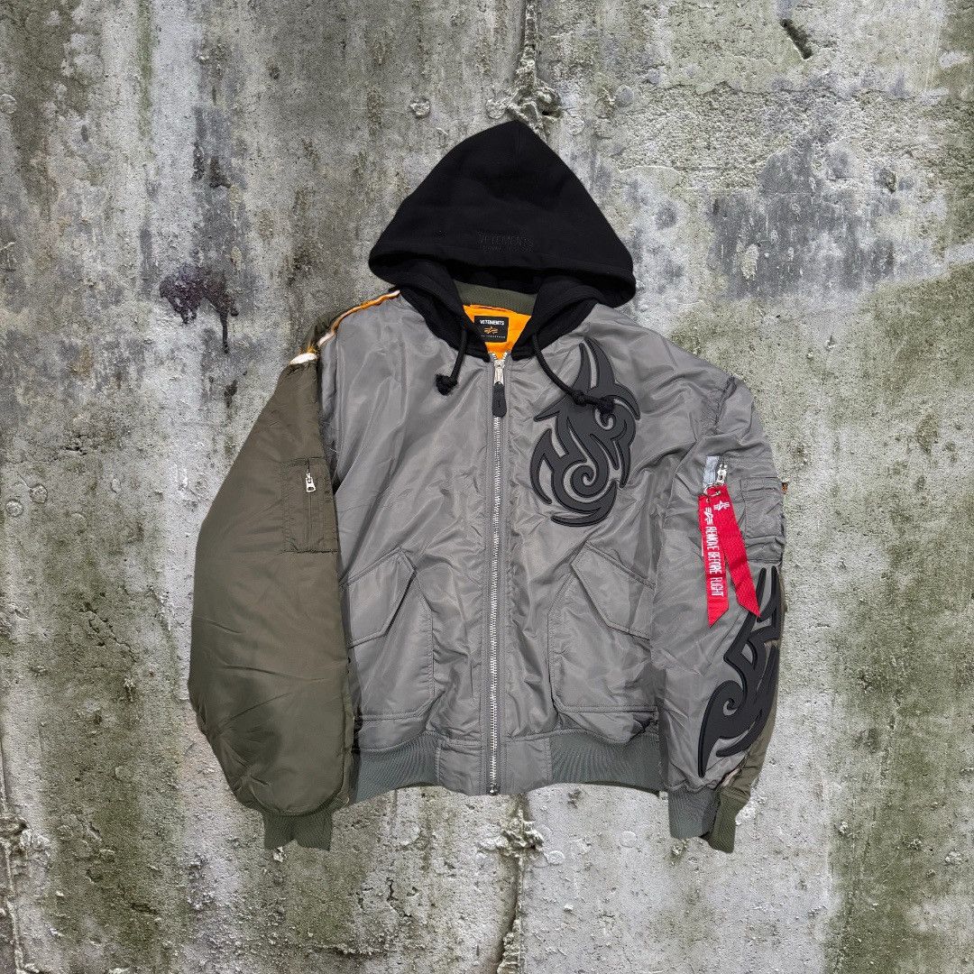 Alpha Industries × Vetements Vetements Alpha Industries Tribal Bomber Jacket Size US M / EU 48-50 / 2 - 1 Thumbnail