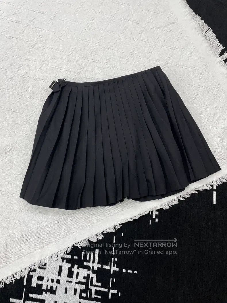 Dior Dior Black pleated skirt Size 26" / US 2 / IT 38 - 3 Thumbnail