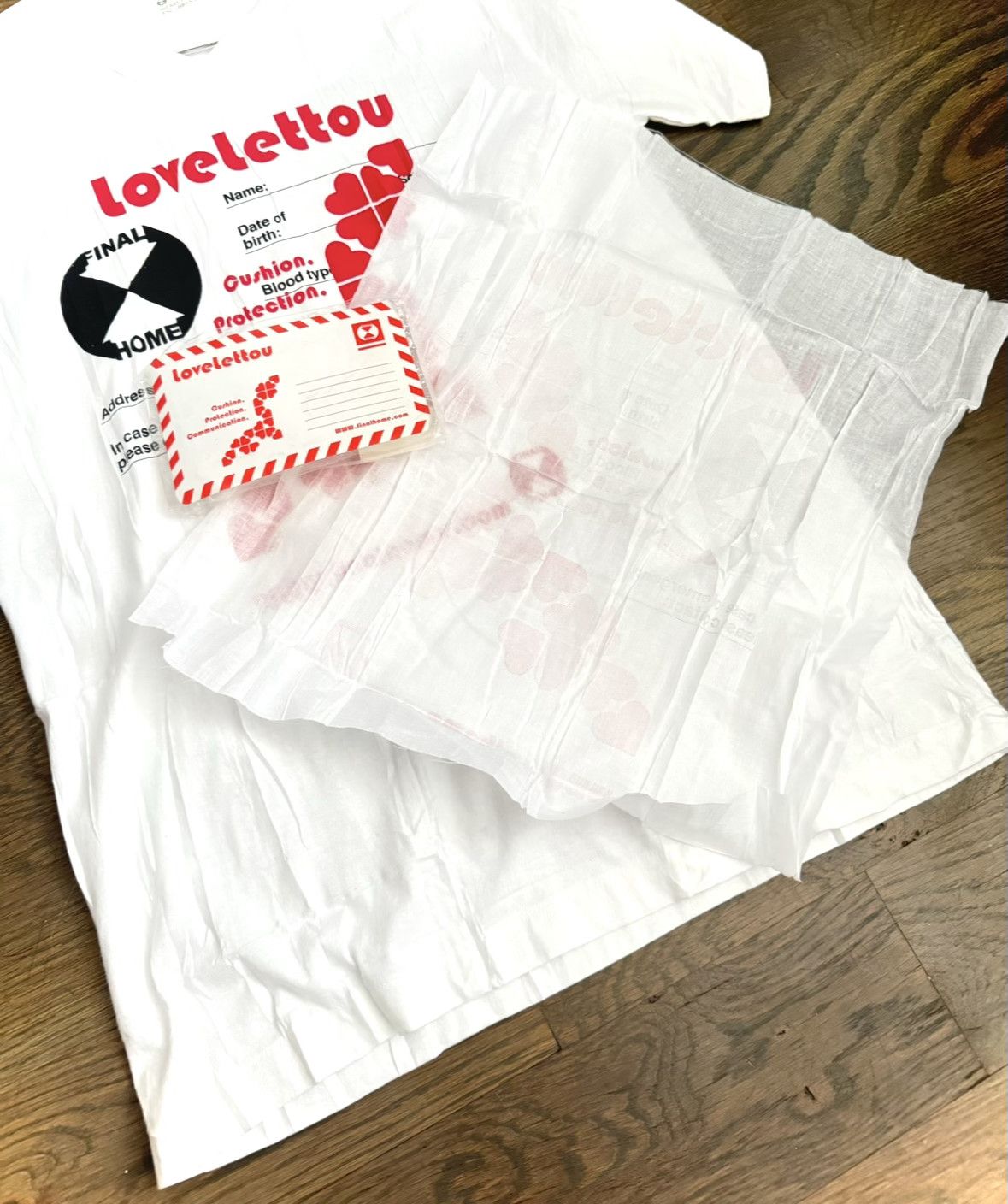 Final Home final home lovelettou tee Size US S / EU 44-46 / 1 - 4 Thumbnail