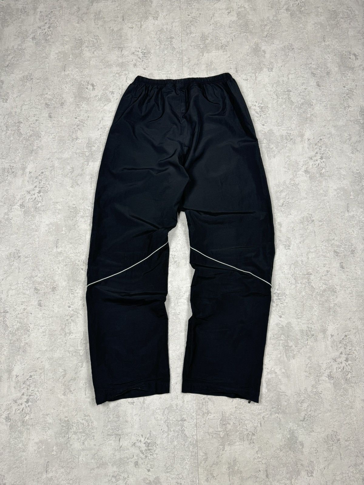 Nike Vintage Nike Y2K Track Pants Sportswear Size L Size US 34 / EU 50 - 8 Thumbnail