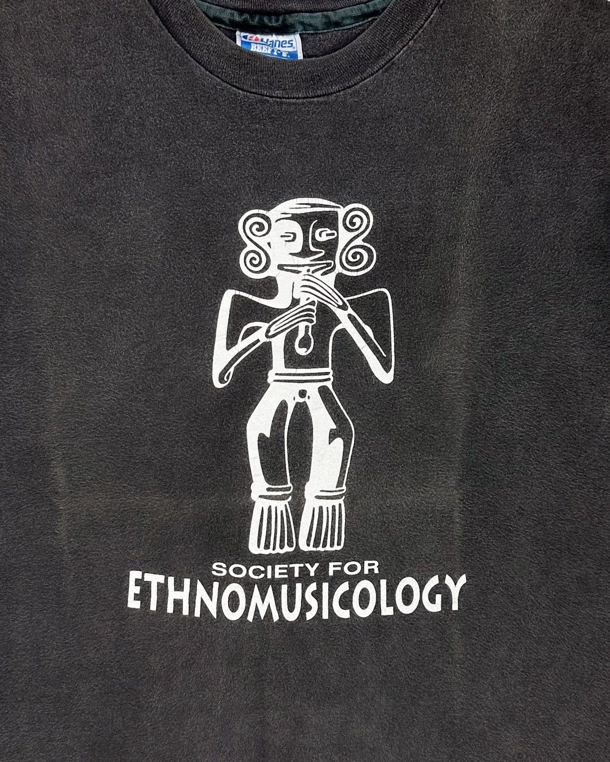 Vintage 80s Black “Society For Ethnomusicology” Hanes Beefy T-shirt Size US M / EU 48-50 / 2 - 3 Thumbnail