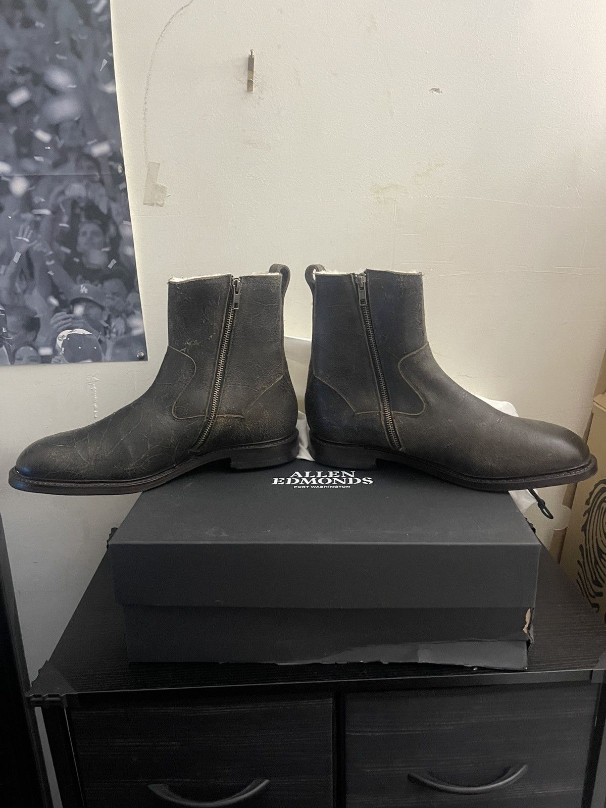 Allen Edmonds Allen Edmonds Tompkins 9.5 BRAND NEW Size US 9.5 / EU 42-43 - 7 Thumbnail