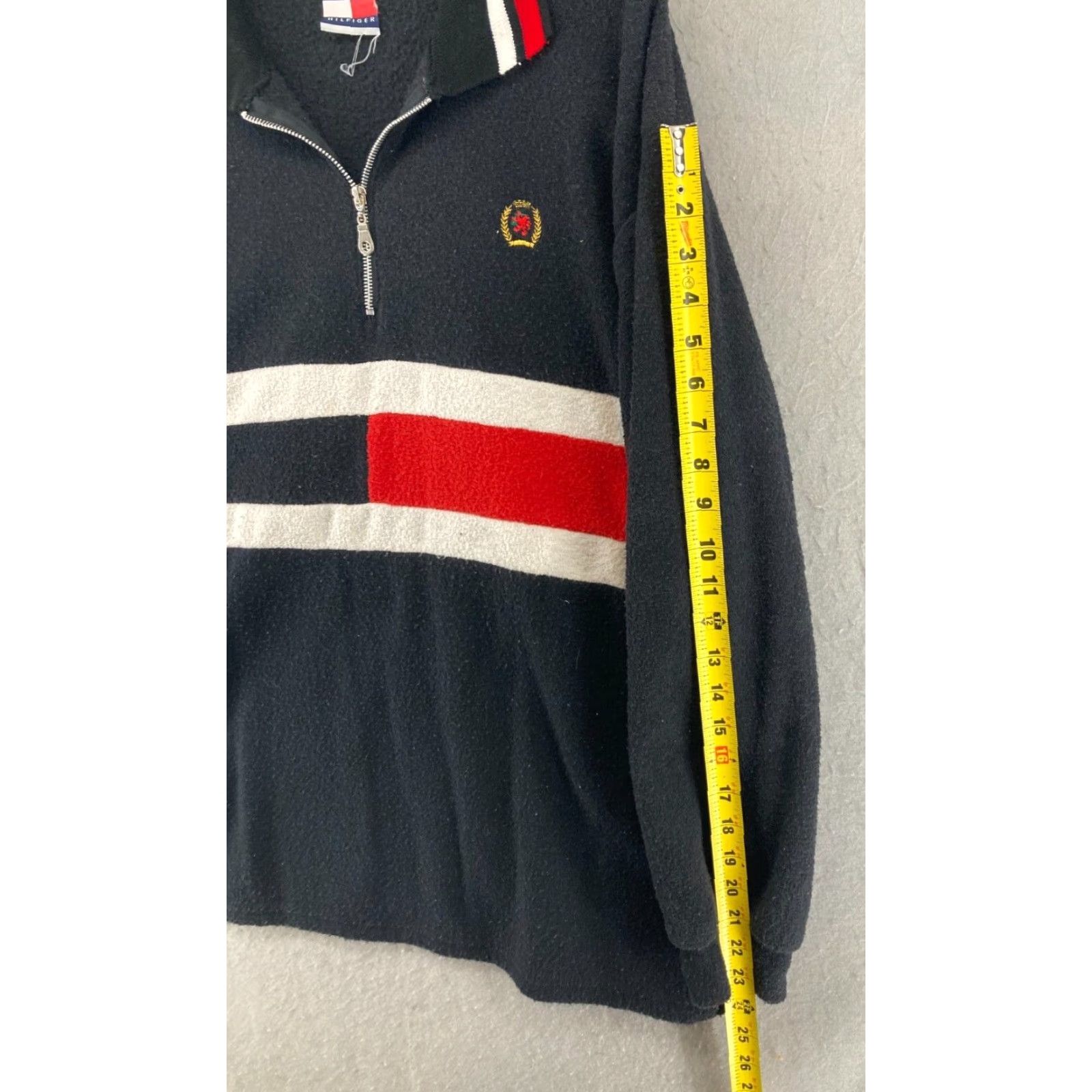Tommy Hilfiger VINTAGE Tommy Hilfiger Mens Shirt Large Black 1/4 Zip USA Made Size US L / EU 52-54 / 3 - 4 Thumbnail