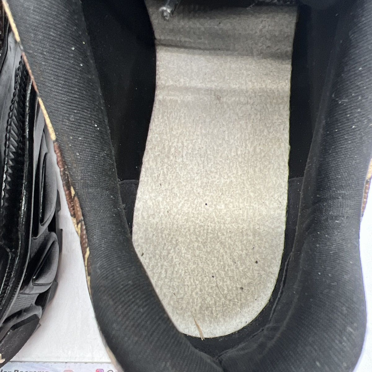 Burberry Burberry Arther monogram print e-canvas Wmns Size US 8.5 / EU 41-42 - 9 Thumbnail