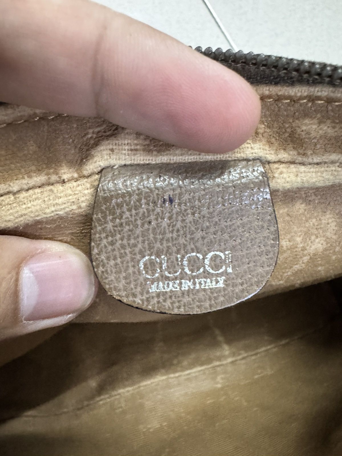 Gucci VINTAGE GUCCI FULL MONOGRAM CLUTCH BAG Size ONE SIZE - 9 Thumbnail