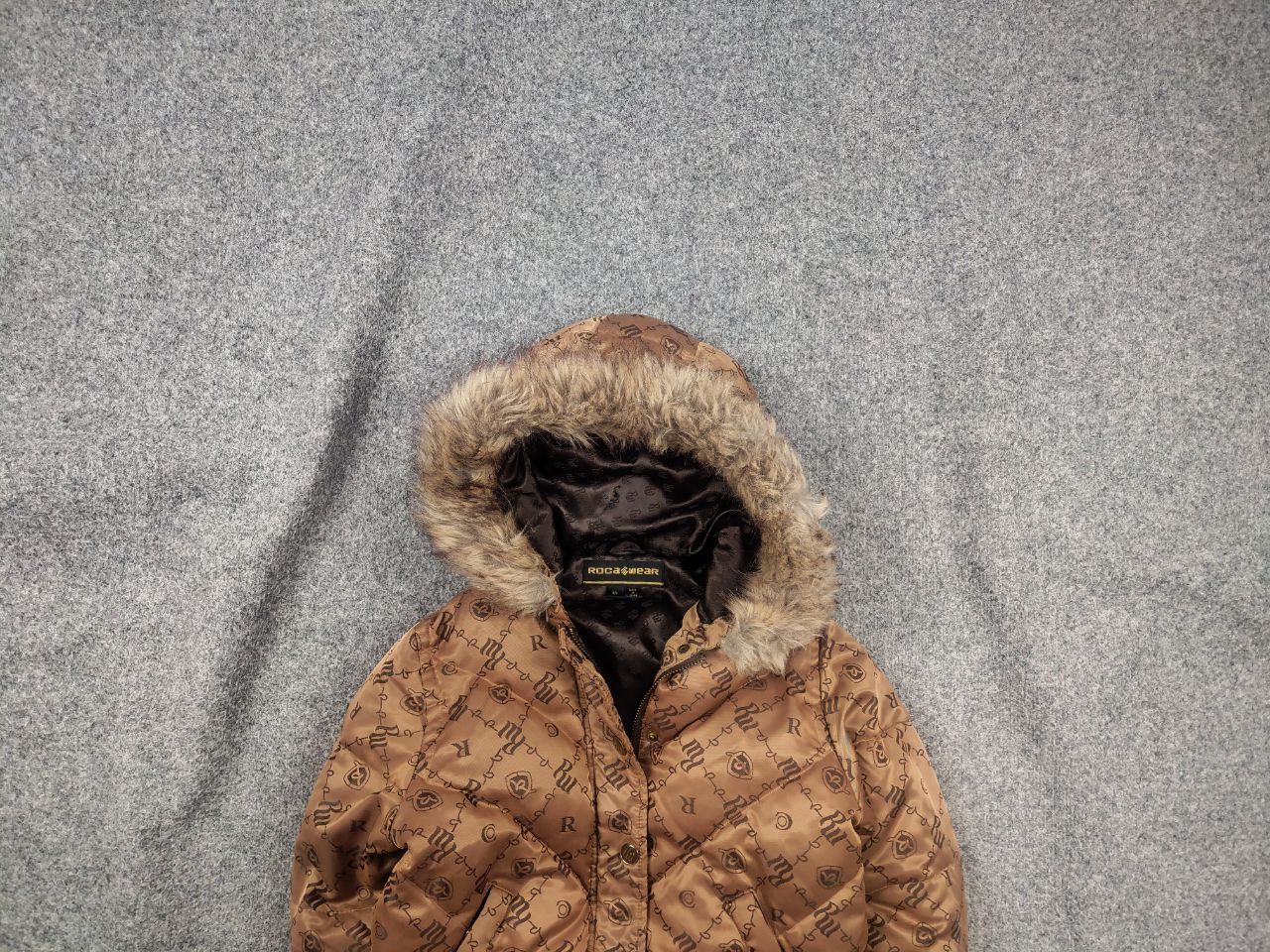 Rocawear Vintage y2k Rocawear Fur Cropped Jacket LGB if six was nine Size XS / US 0-2 / IT 36-38 - 1 Thumbnail