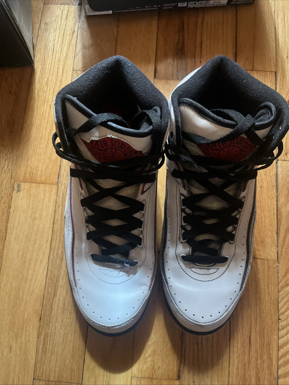 Jordan Brand Nike Air Jordan 2 II Retro OG Chicago QF Size US 9.5 / EU 42-43 - 5 Thumbnail