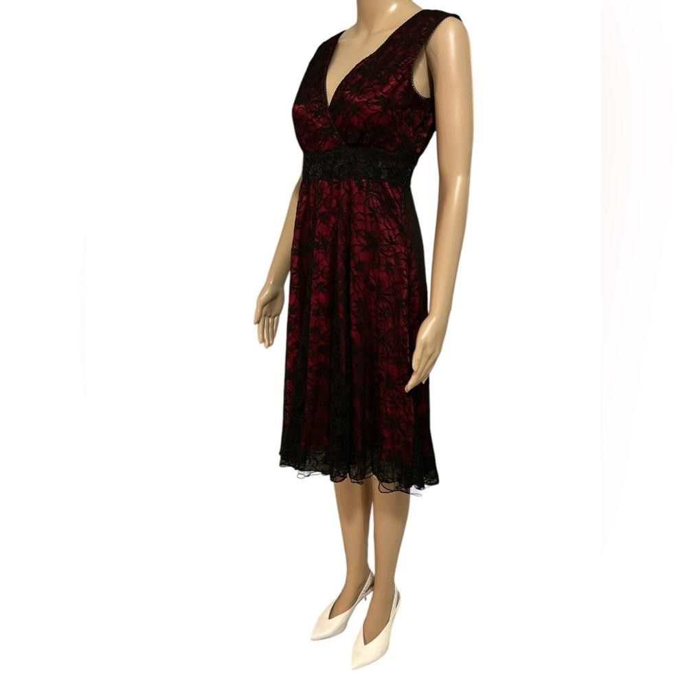 Designer Elegant Black and Red Lace Dress Size M / US 6-8 / IT 42-44 - 2 Thumbnail