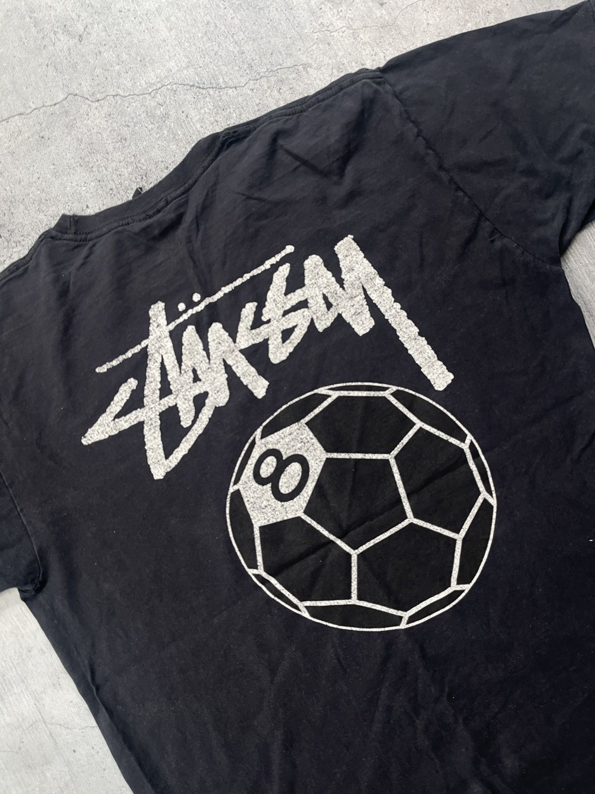 Other Stussy 8 Ball distressed Tshirt Size US L / EU 52-54 / 3 - 6 Thumbnail