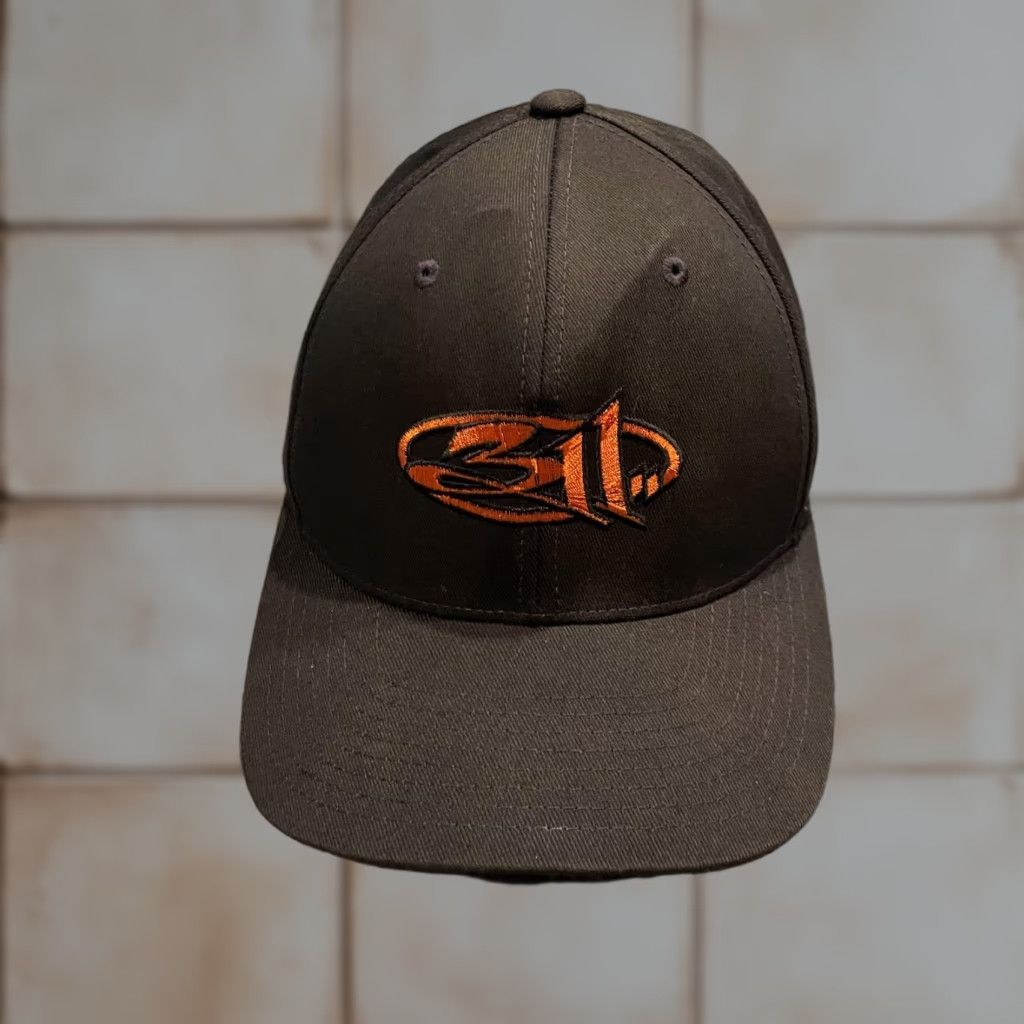 Vintage VINTAGE Flexfit Baseball Cap Mens S/M Black 311 Rock Band Hat Stretch Twill Cap Light Gray Underbrim Orange Logo Men Size ONE SIZE - 1 Thumbnail