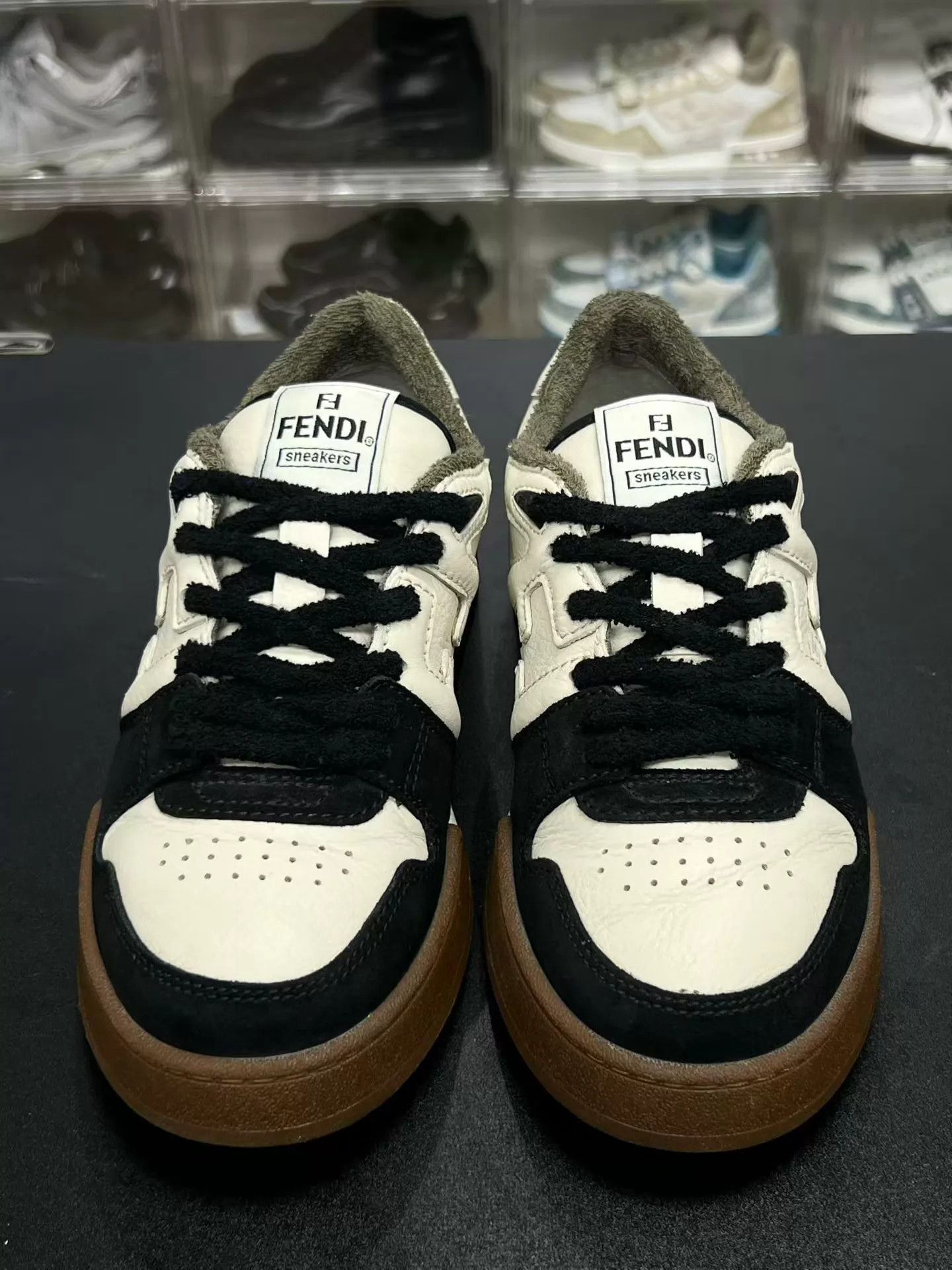 Fendi FENDI Match black and white colorblock size 40 Size US 7 / EU 40 - 2 Thumbnail