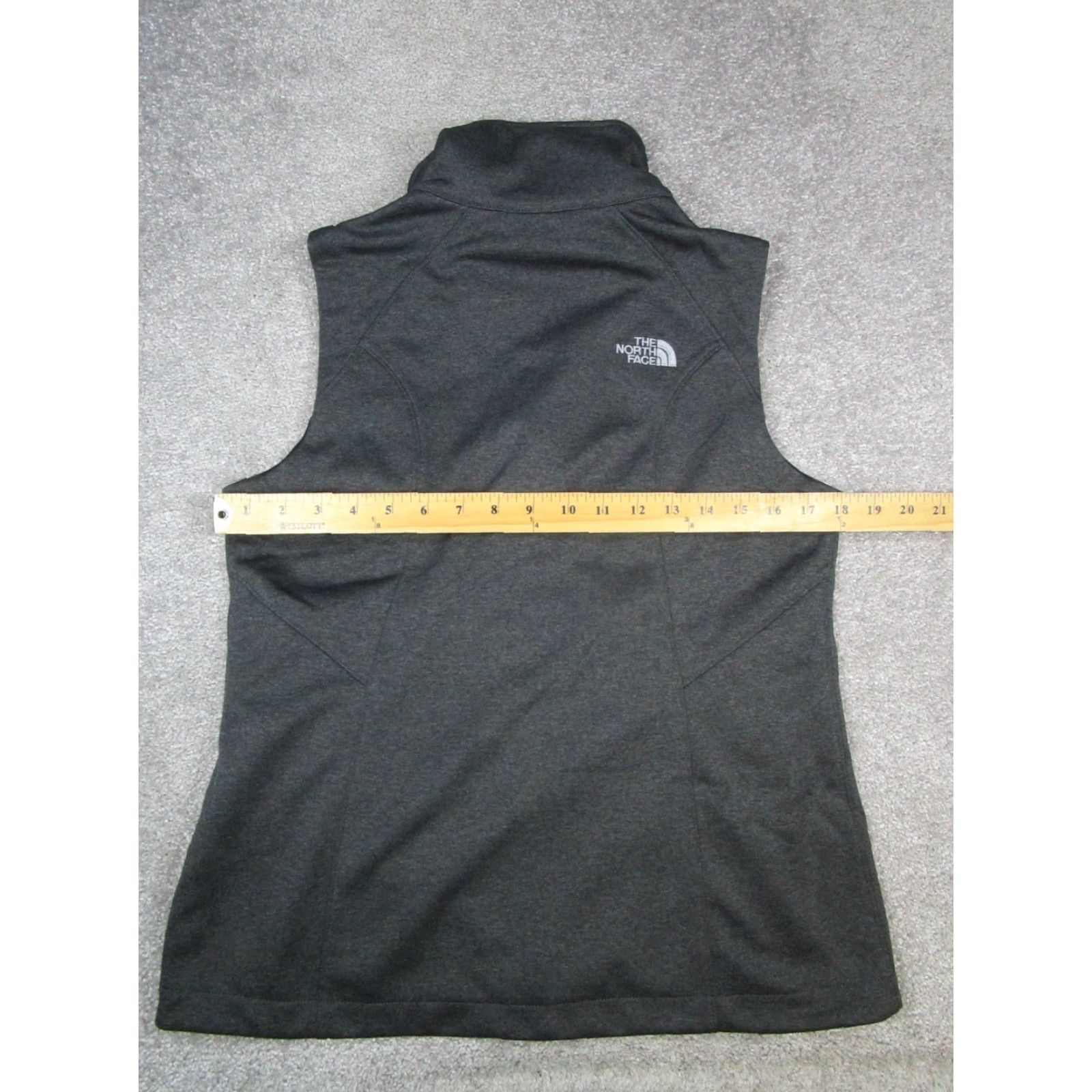 The North Face VINTAGE The North Face Ridgeline Ss Vest Mens Small Gray Hiking Full Zip New Logo Size US S / EU 44-46 / 1 - 7 Thumbnail