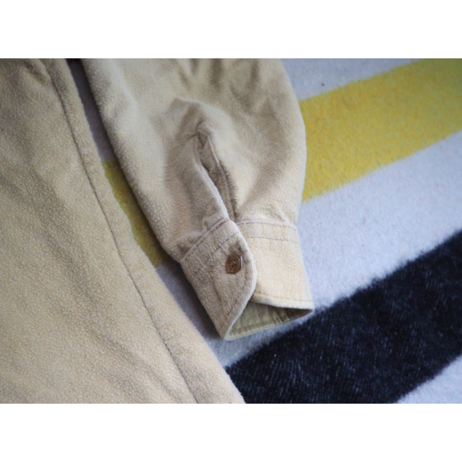 Eddie Bauer VTG 60s 70s Eddie Bauer Outdoor Shirt Mens XL Yellow Chamois Cloth Rustic Faded 1960s 1970s Look Hippy Size US XL / EU 56 / 4 - 7 Thumbnail