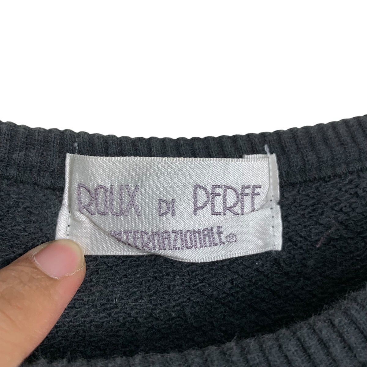 Japanese Brand ROUX DI PERFE Big Logo Crewneck Sweatshirt #2400-C107 Size US S / EU 44-46 / 1 - 10 Thumbnail