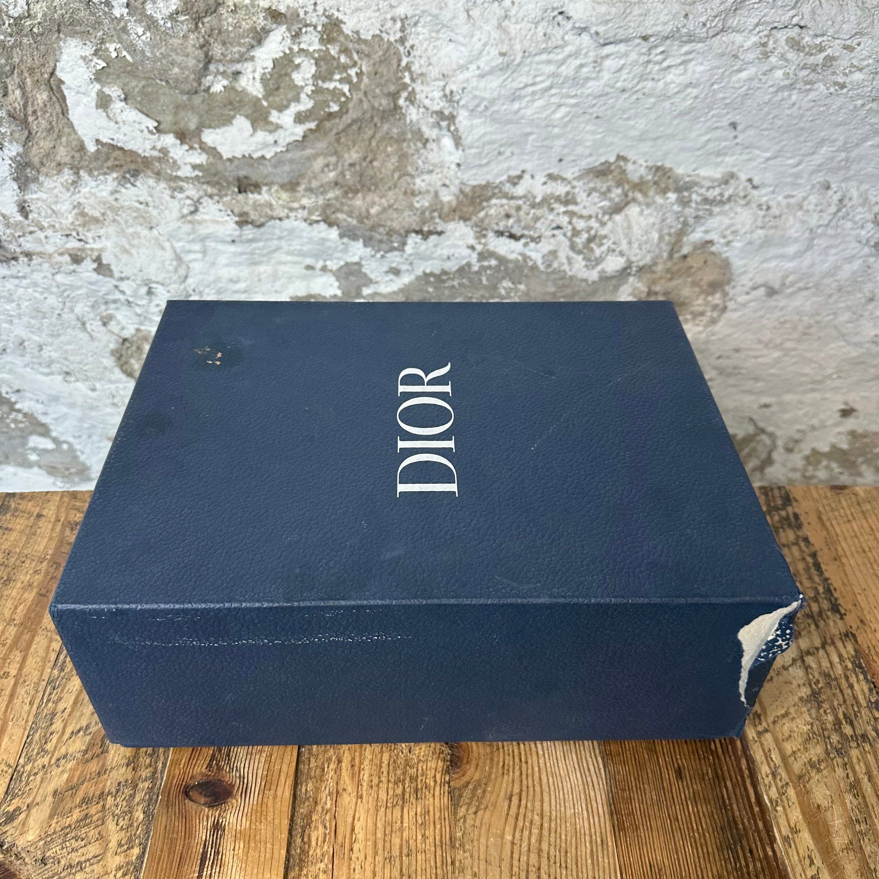 Dior Dior B22 Grey White Blue Sneaker Sz 6 (38) Size US 6 / EU 39 - 8 Thumbnail