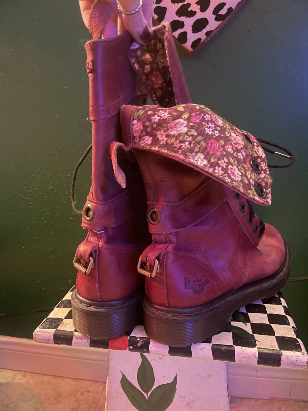 Dr. Martens 2008 Red Leather Triumph Dr. Martens with floral lining Size US 8 / IT 38 - 3 Thumbnail