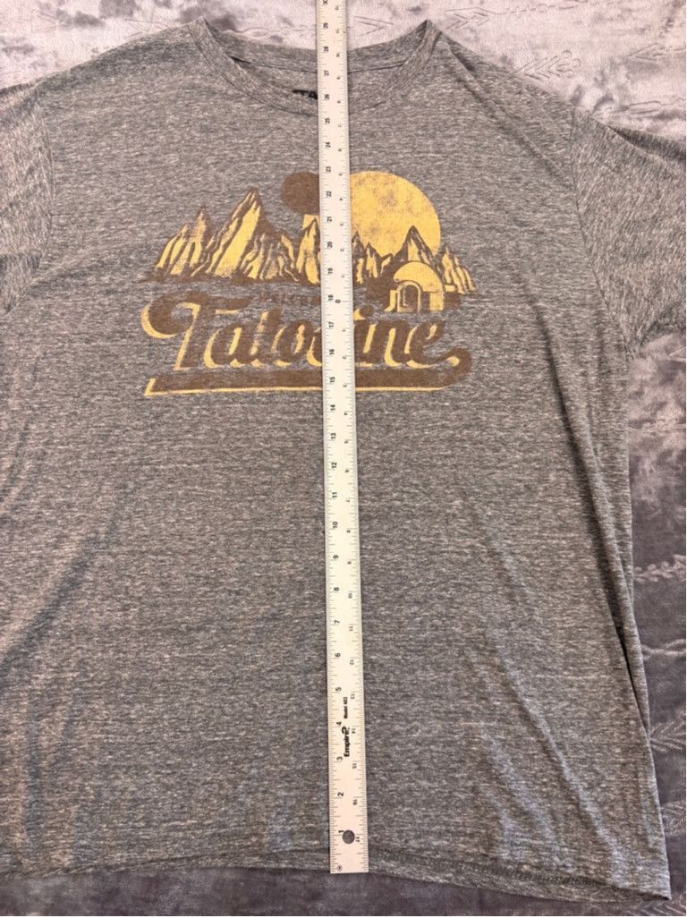 Star Wars Men's Star Wars Tatooine Graphic T-Shirt XL Gray Size US XL / EU 56 / 4 - 5 Thumbnail