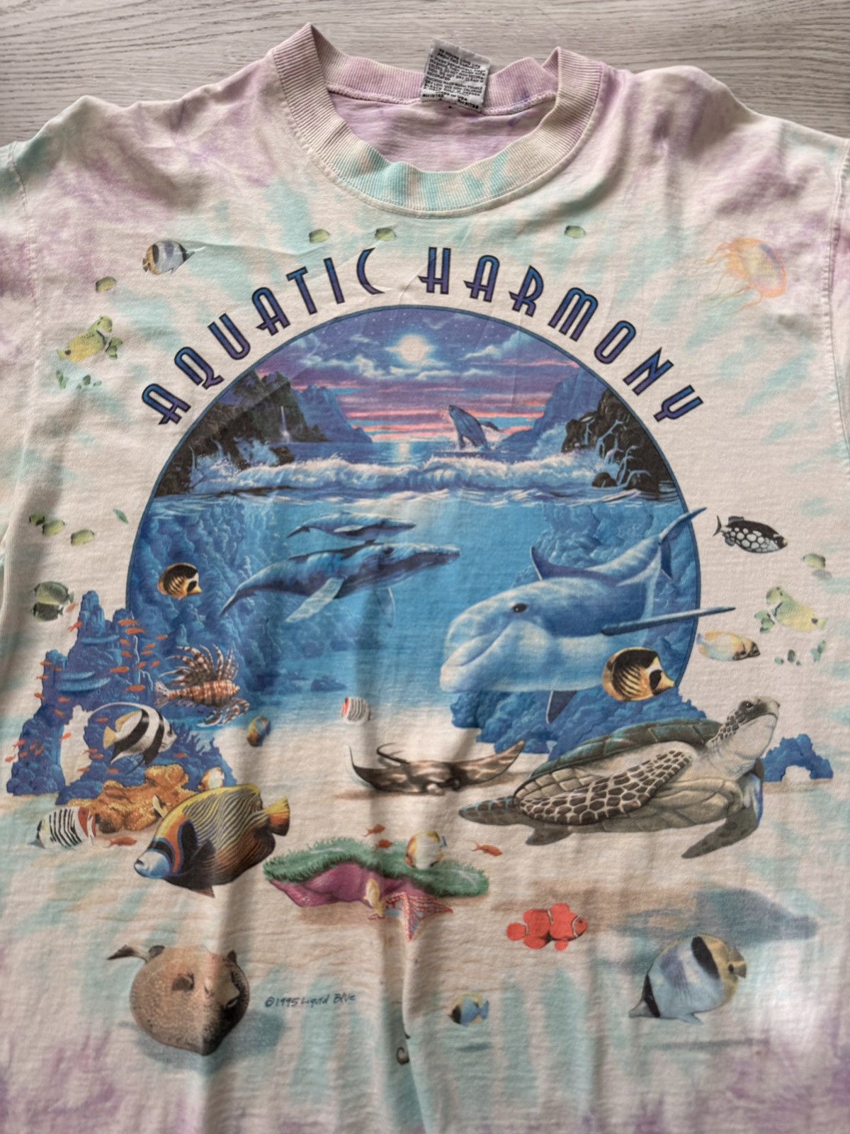 Liquid Blue Vintage 1995 Liquid Blue Aquatic Harmony T-Shirt Made in USA Size US L / EU 52-54 / 3 - 2 Thumbnail