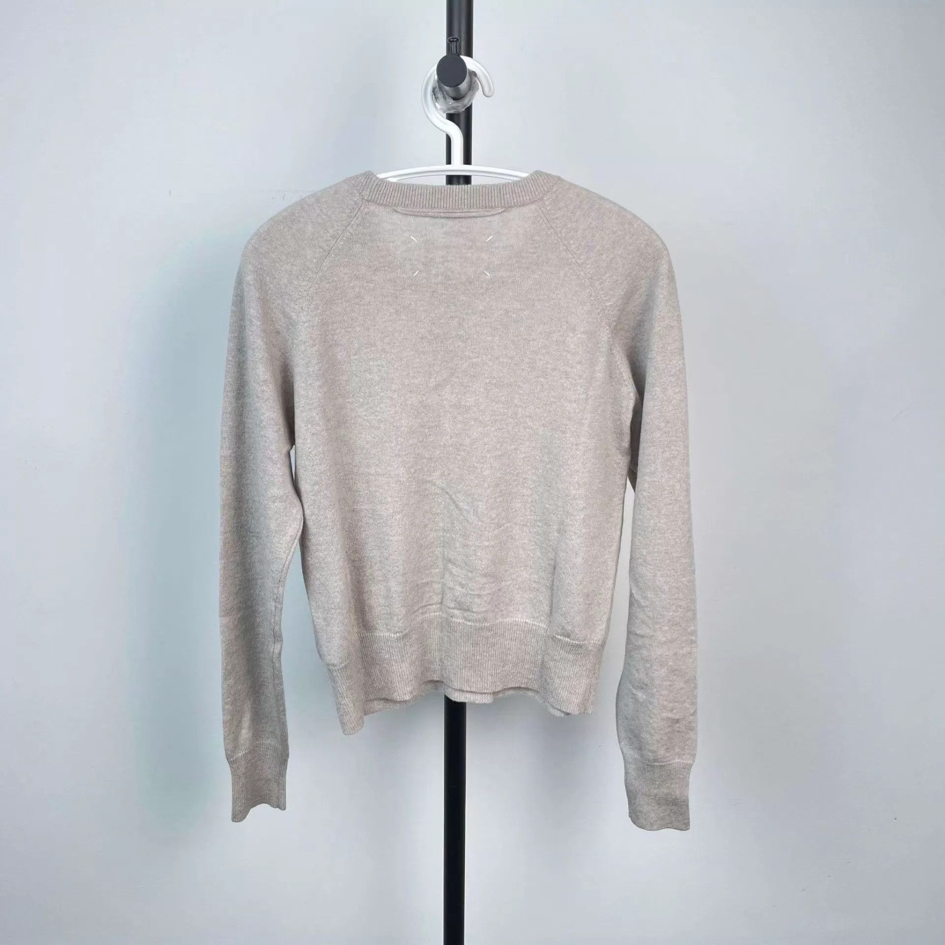 Maison Margiela Maison Margiela cashmere sweater XS gray 98 new Size XS / US 0-2 / IT 36-38 - 2 Thumbnail