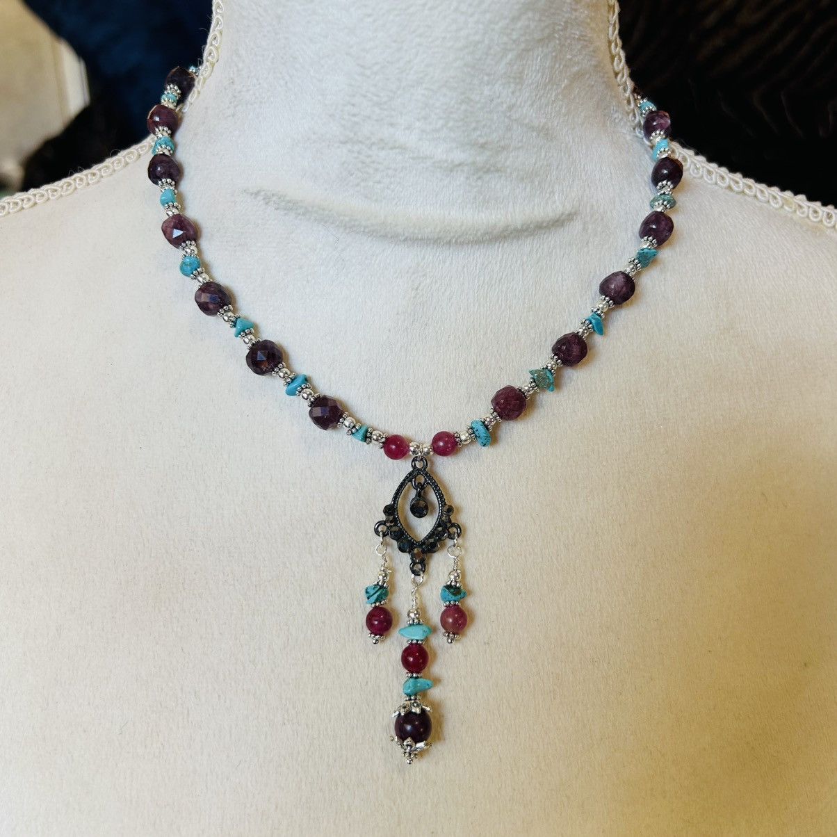 Handmade Handcrafted genuine faceted square cut almandine necklace Size ONE SIZE - 2 Thumbnail