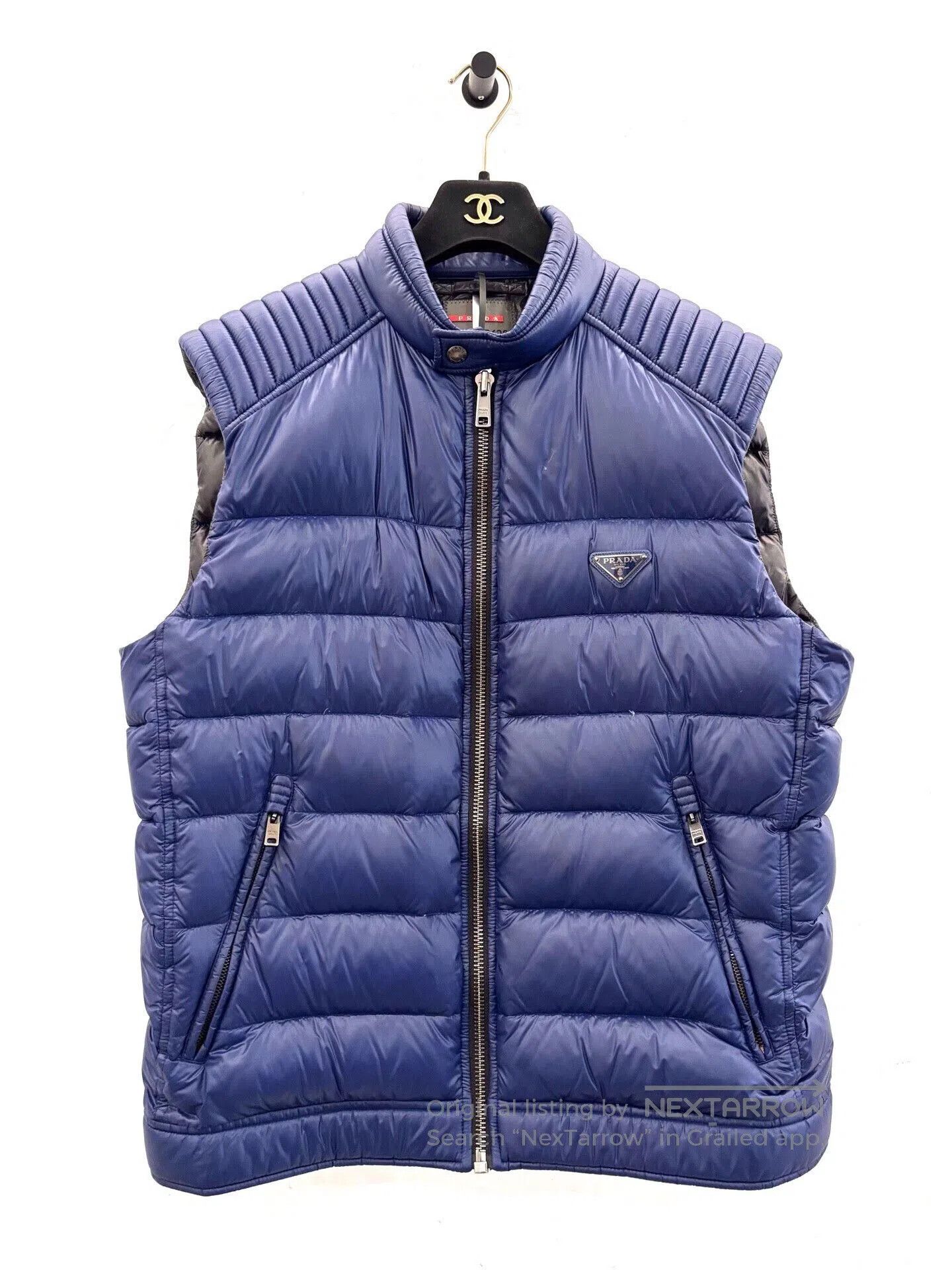 Prada Prada Triangle Logo Padded Shoulder Men's Blue Down Vest. Size US L / EU 52-54 / 3 - 1 Thumbnail