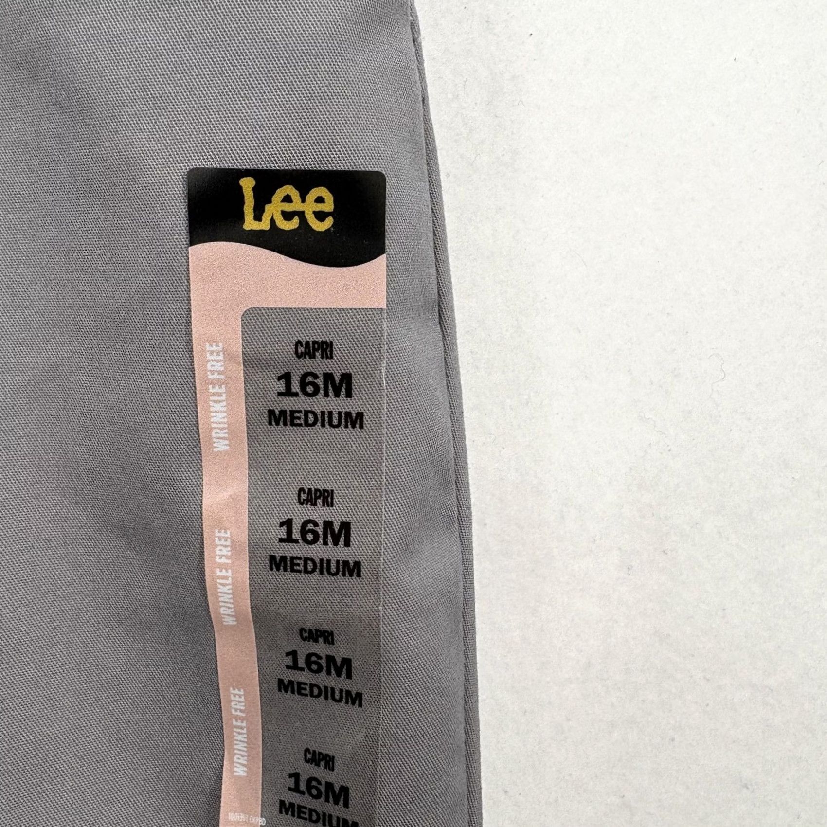 Lee Lee Capri Pants Womens 16 Medium Gray Wrinkle Free Mid Rise Stretch Casual NWT Size 38" / US 16 / IT 52 - 5 Thumbnail