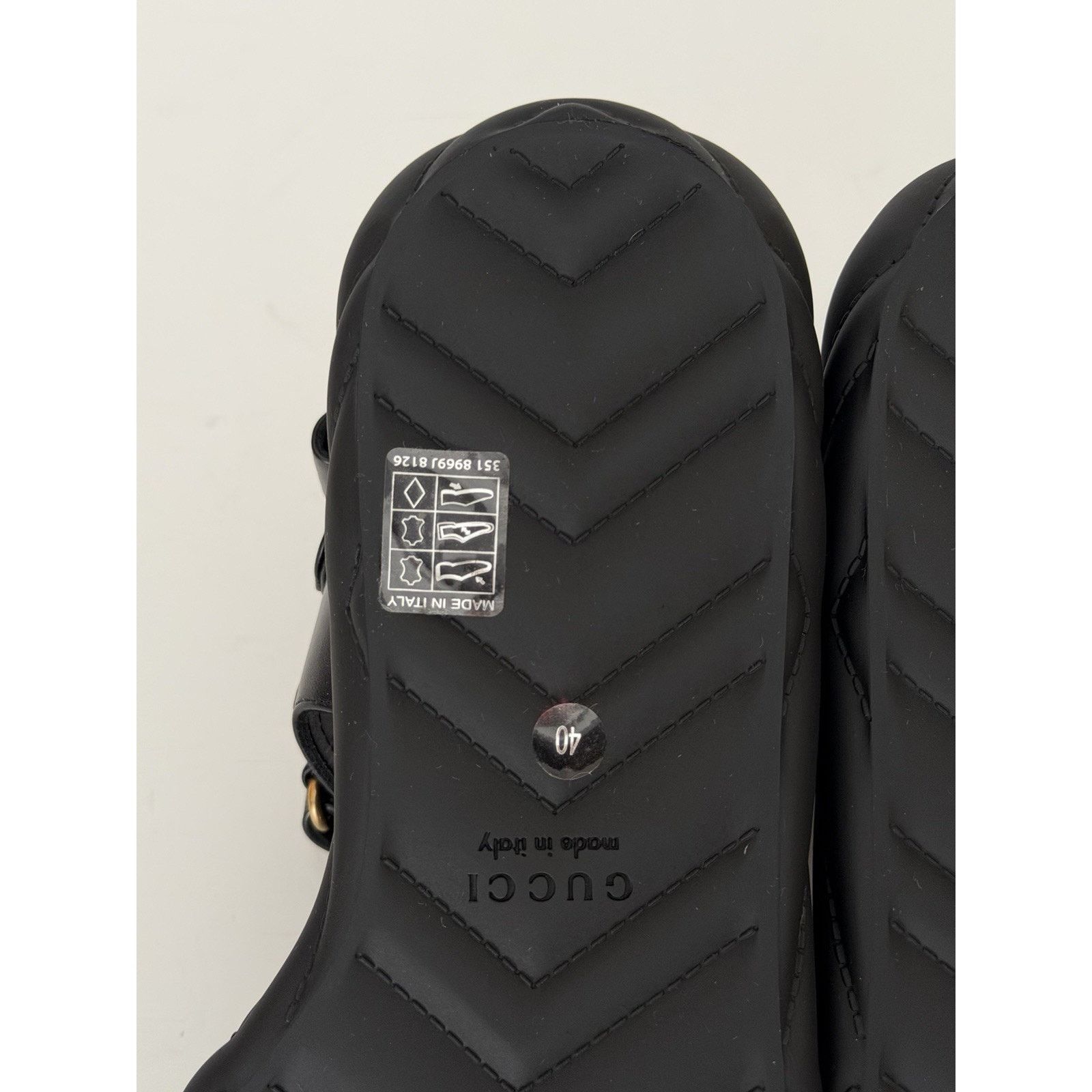 Gucci Gucci GG Quilted Open Toe Black Leather Sandals 10 US 776936 Size US 10 / IT 40 - 12 Thumbnail
