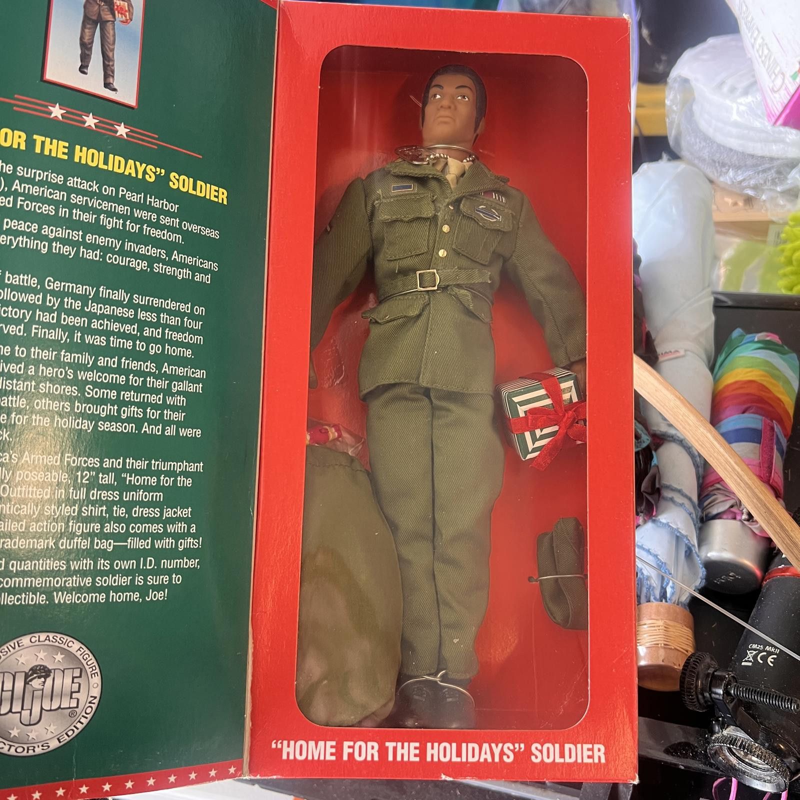 Other GI Joe "Home for the Holidays" Soldier Action Figure Limited Size ONE SIZE - 5 Thumbnail