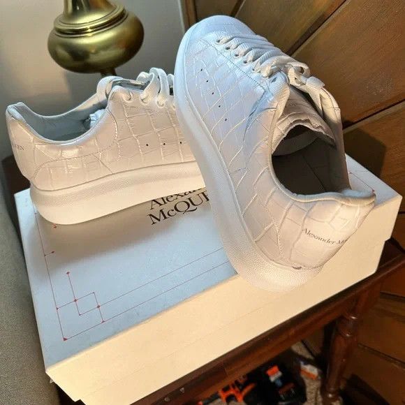 Alexander McQueen o1mj1ld1sgn0324 Sneakers in White Size US 11.5 / EU 44-45 - 8 Thumbnail