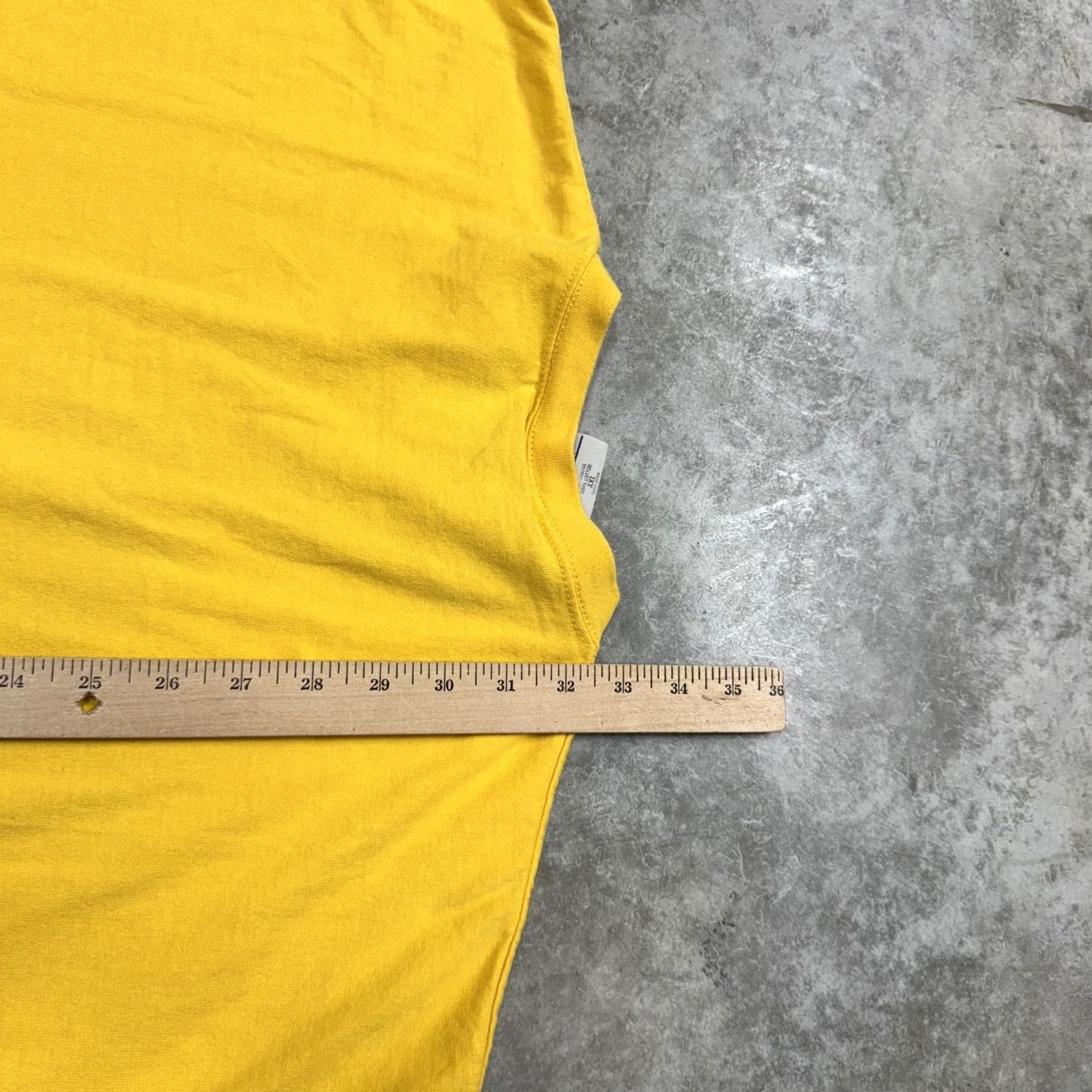 Vintage Vintage Pluma Shirt Mens XL Yellow Heavyweight Crewneck Short Sleeve Made in USA 90s Shirts Mens XL Yellow Heavyweight Crew Neck Size US XL / EU 56 / 4 - 7 Thumbnail