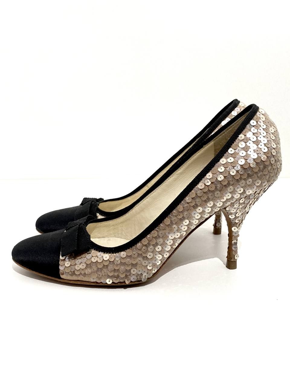 Prada Prada Sequin Embellished Bow Classic Mid Heel Pump Size US 7.5 / IT 37.5 - 5 Thumbnail