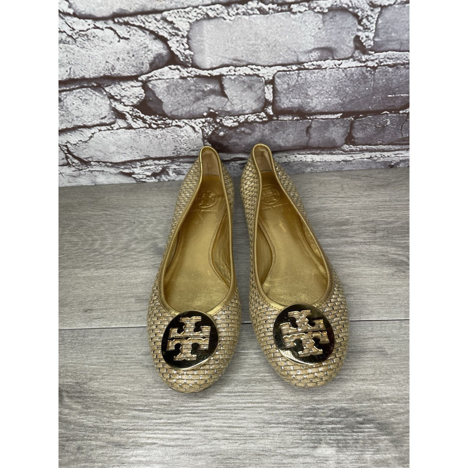Tory Burch Tory Burch Straw Reva Gold Leather Logo Ballet Flats Women’s Size US 7.5 / IT 37.5 - 23 Thumbnail