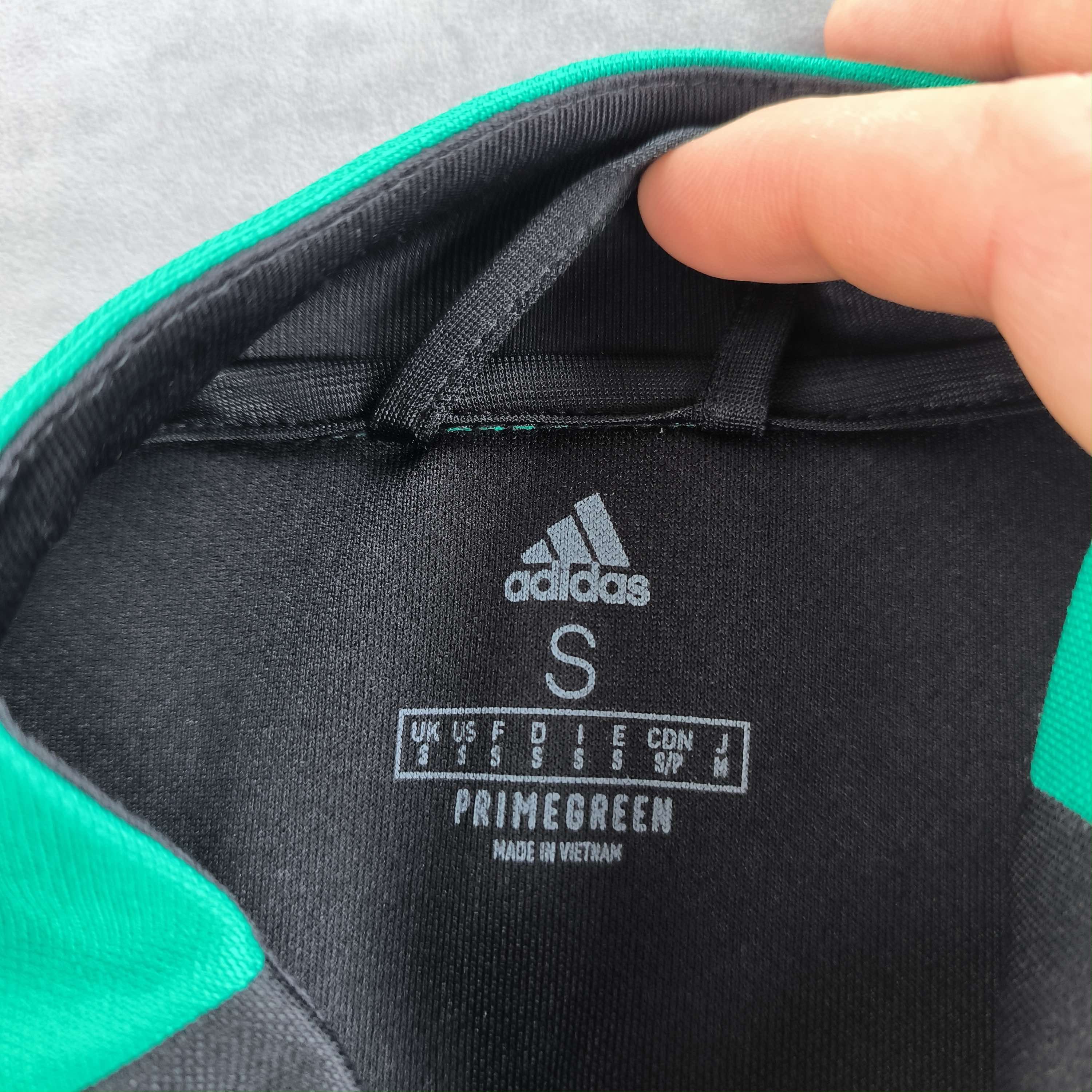 Adidas Celtic 2021-22 Adidas football training top size S Size US S / EU 44-46 / 1 - 6 Thumbnail