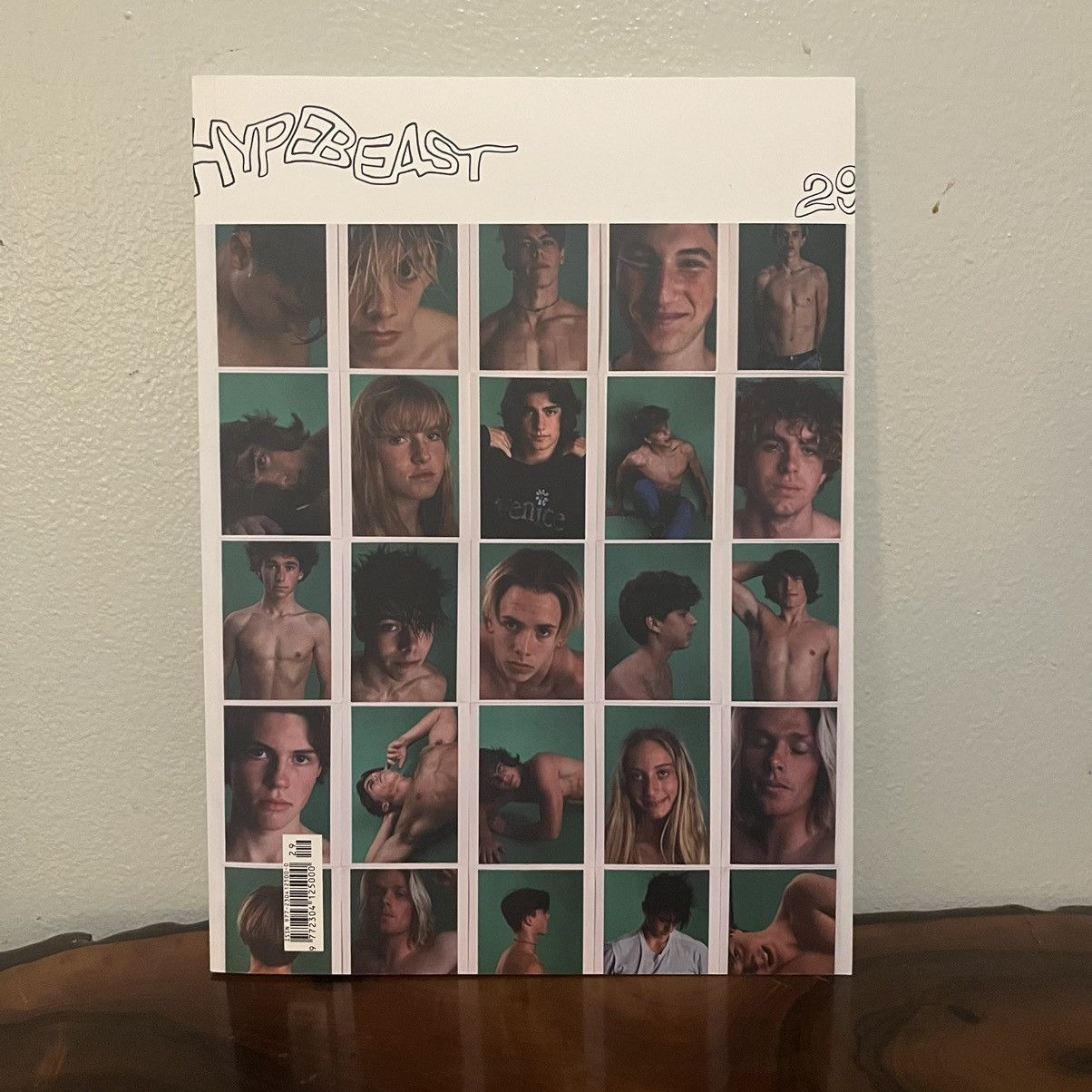 Hypebeast Hypebeast Issue 29: The New Issue Size ONE SIZE - 2 Thumbnail