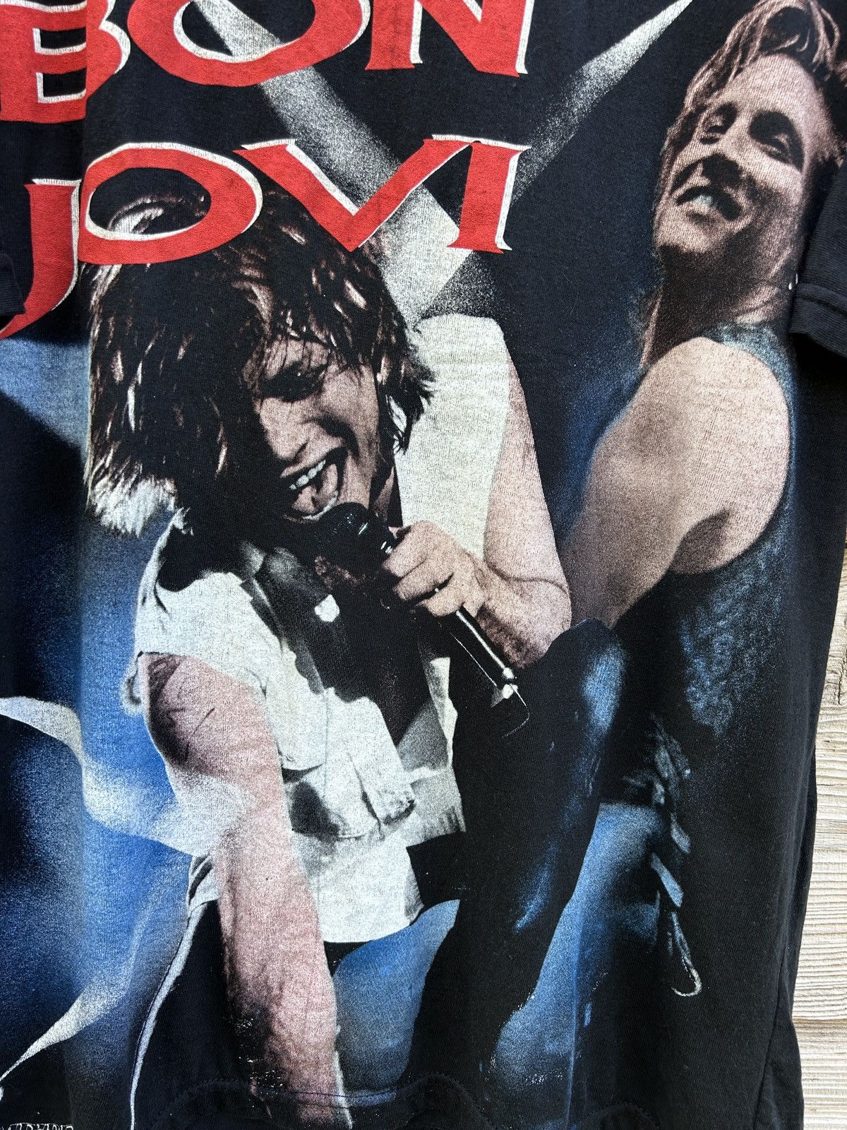 Band Tees 90s Vintage Bon Jovi By Empire Rare Allover Print Boot Tee Size US M / EU 48-50 / 2 - 2 Thumbnail