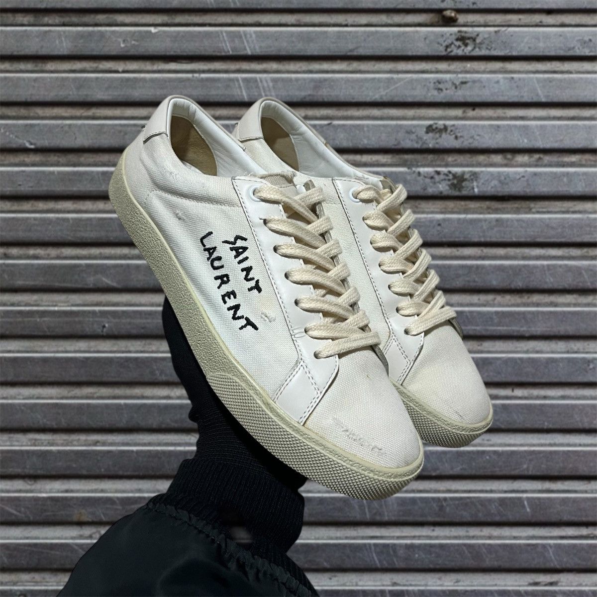 Saint Laurent Paris Court Classic Low SL/06 Logo Distressed Canvas Hedi Slimane Size US 8 / IT 38 - 1 Thumbnail