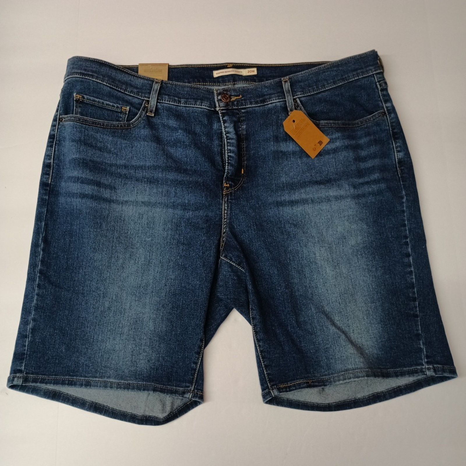 Levi's Levi's Shaping Bermuda Shorts Womens 20W Mid Rise Blue Denim Size 40" / US 18 - 1 Thumbnail