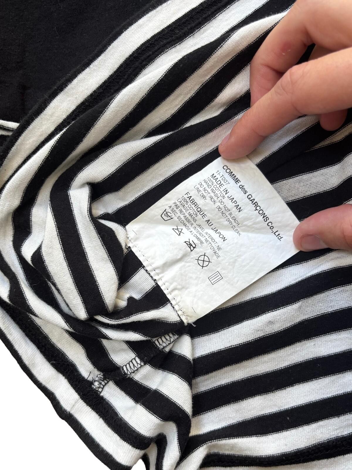Comme des Garcons Black CDG Graphic Tee Black S Size US S / EU 44-46 / 1 - 5 Thumbnail