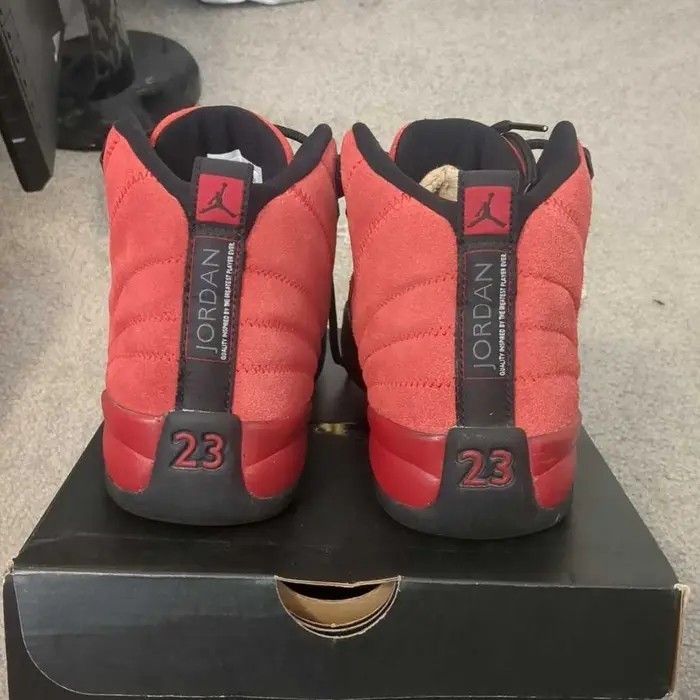 Jordan Brand Air Jordan 12 Retro GS Reverse Flu Game Size US 7 Youth Used Size US 8.5 / IT 38.5 - 4 Thumbnail