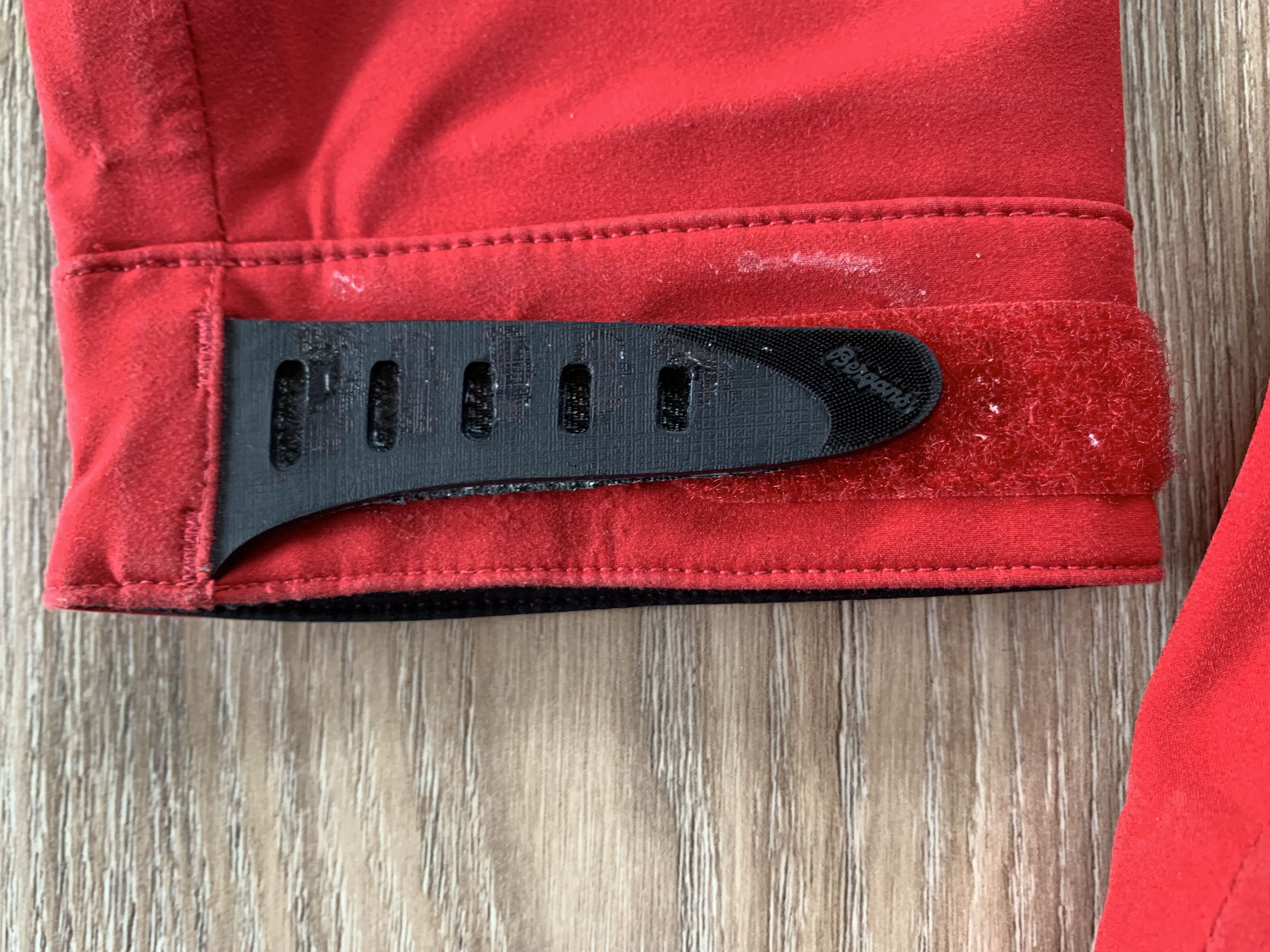 Bergans of Norway Bergans Of Norway Red Women's Waterproof Jacket Size S / US 4 / IT 40 - 15 Thumbnail