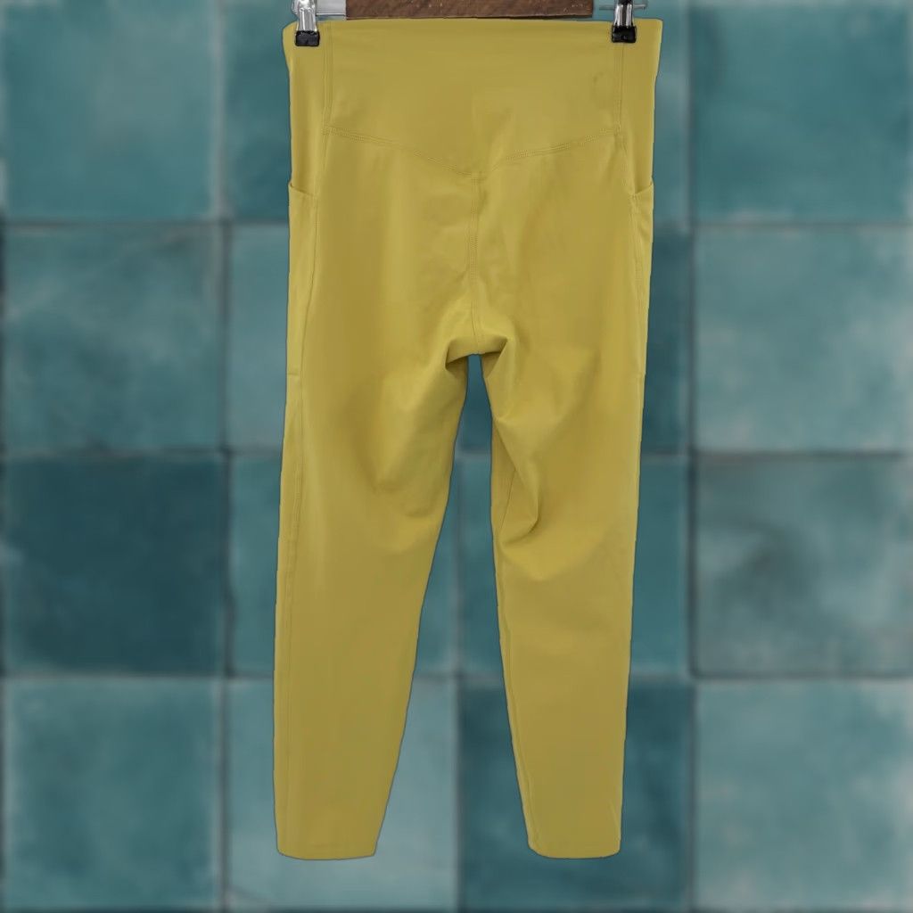 Girlfriend Collective Girlfriend Womens Medium Collective High Rise Pocket Leggings Yellow Yoga Capri Tapered Classic Activewear Womens M Yellow Leggings Size 32" / US 10 / IT 46 - 1 Thumbnail
