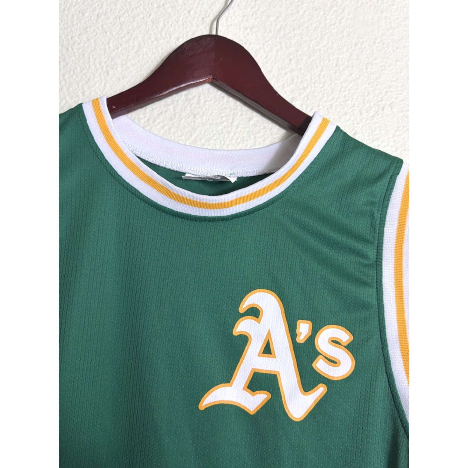 Vintage VINTAGE Sacramento A’s Adult XXL Tank Top Green Yellow Red Hawk Promo Fits Like Mens L Size US XXL / EU 58 / 5 - 4 Thumbnail