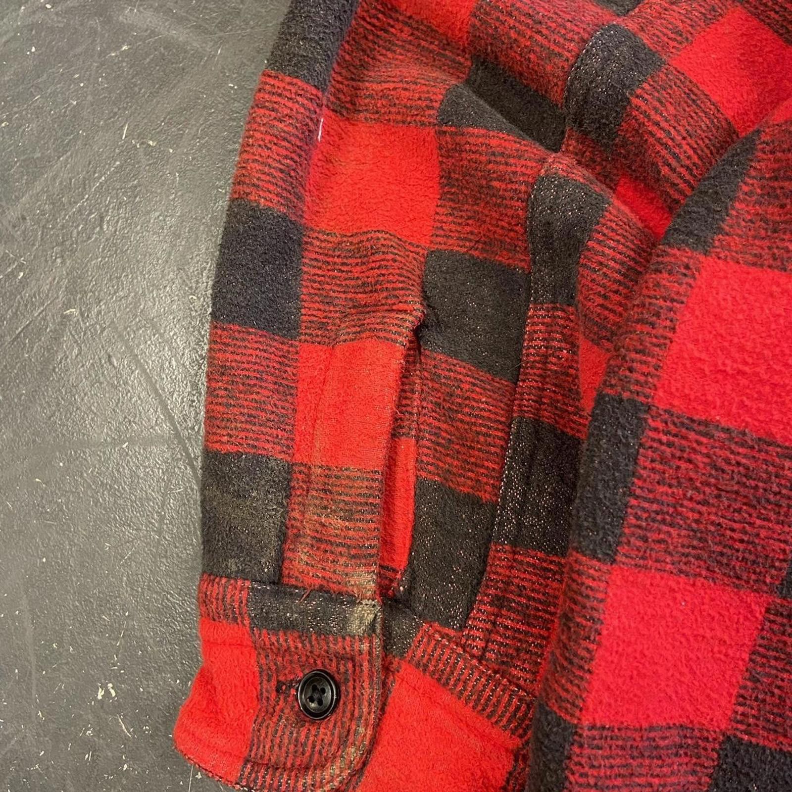 Vintage Vintage Red Plaid Button Up Size US XL / EU 56 / 4 - 7 Thumbnail