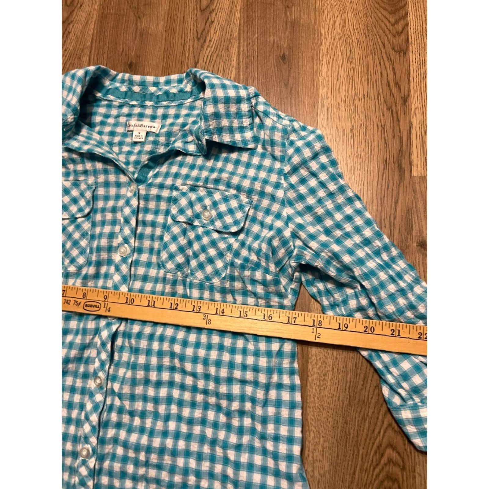Croft & Barrow Croft & Barrow Shirt Women's Small Blue White Plaid Button Up Long Sleeve Casual Modern Mens? No, Women. Size S / US 4 / IT 40 - 5 Thumbnail
